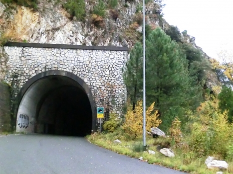 Porneta Tunnel western portal
