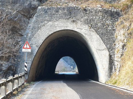 Tunnel Valvestino