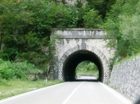 Tunnel de Sasso Tagliato