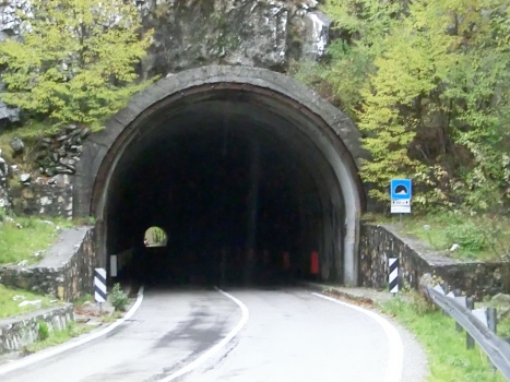 Tunnel de Arni
