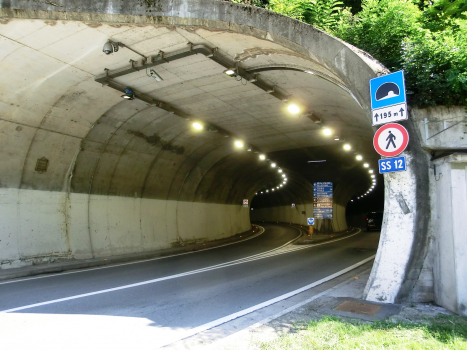 Prato Isarco I Tunnel (on the left) and Prato Isarco II Tunnel southern common portal