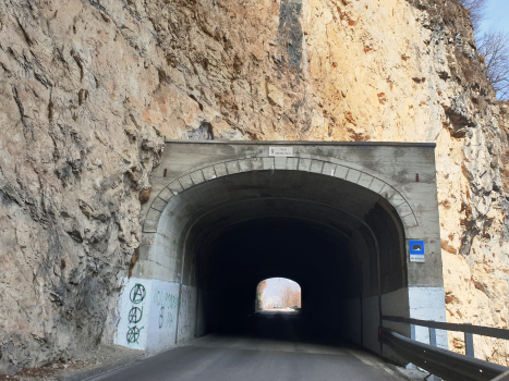 Nido dell'Aquila-Tunnel