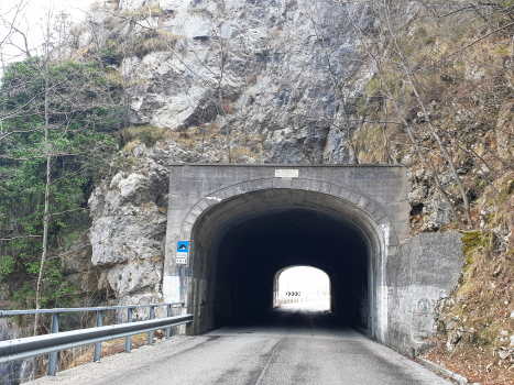 Costa del Vento Tunnel