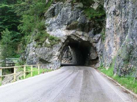 Tunnel de Destra Lumiei