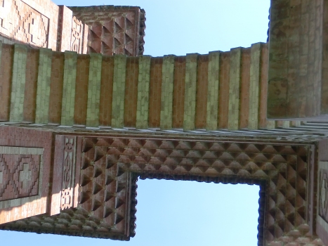 Ponte Carlo Alberto, arch detail