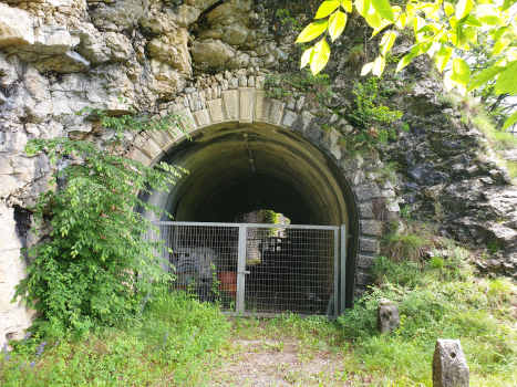 Valle San Felice-Tunnel