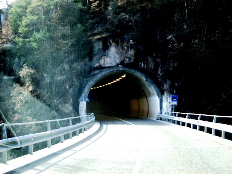 Tunnel de San Genesio 6
