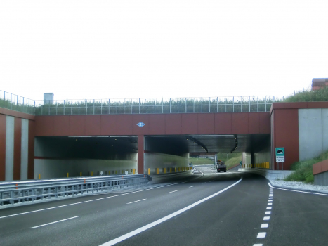 Caravaggio Tunnel eastern portals