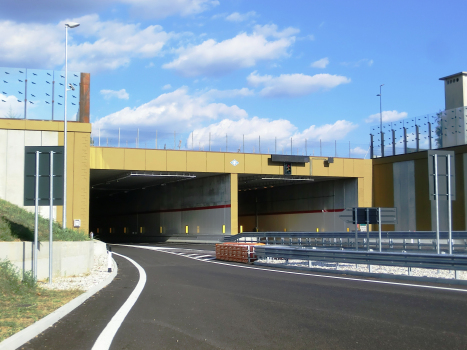 Cassola Tunnel western portals