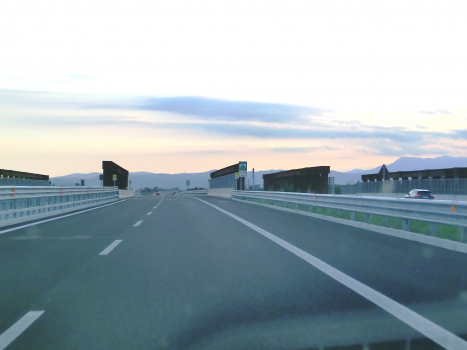 Straßenbrücke Laverda