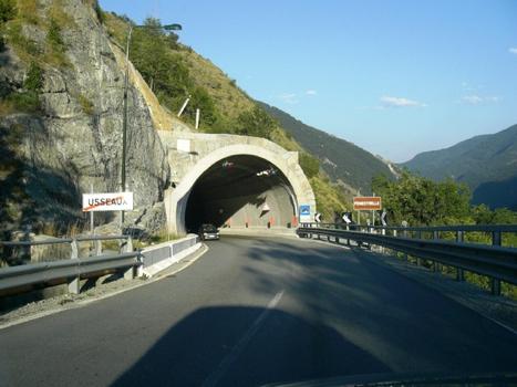 Fenestrelle Tunnel western portal