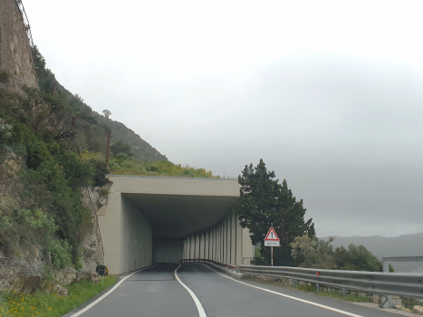 Capo Mele Tunnel
