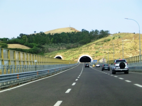 Tiriolello Tunnel western portals
