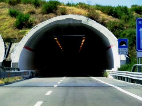 Lanni Tunnel eastern portal