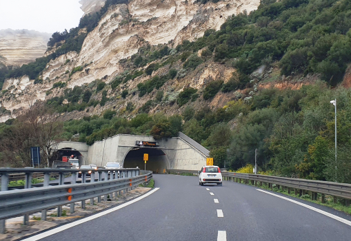 Tunnel de Chighizzu 1