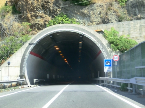 Santi Pietro e Paolo Tunnel southern portal