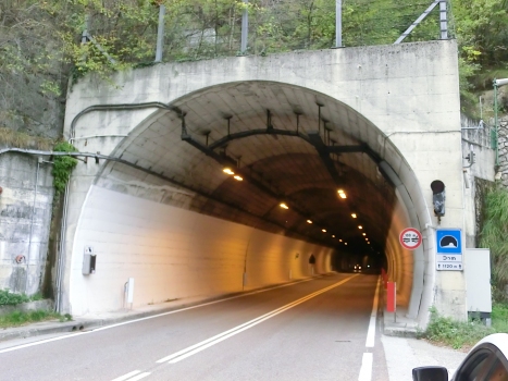 Dom Tunnel southern portal