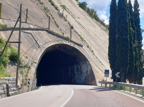 Corno di Bò-Tunnel