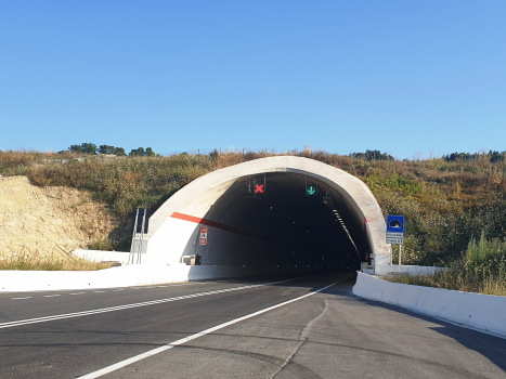 Croce di Calle-Tunnel