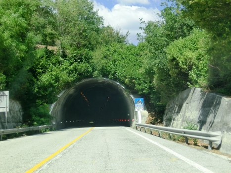 Tunnel de Cantiano 1