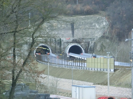 Colle Maggio Tunnel western portals
