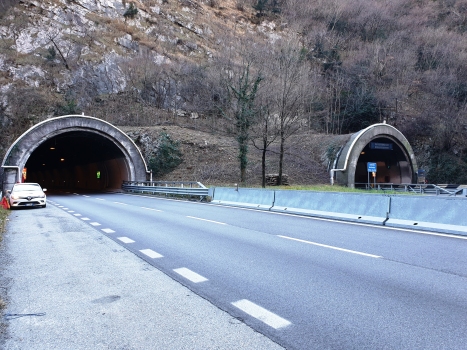 Fiumelatte Tunnel northern portals