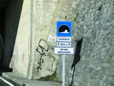 Lemmen Tunnel eastern portal sign