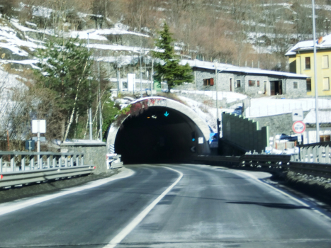 Le Prese Tunnel southern portal