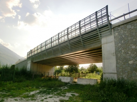 Autobahnbrücke Orobia