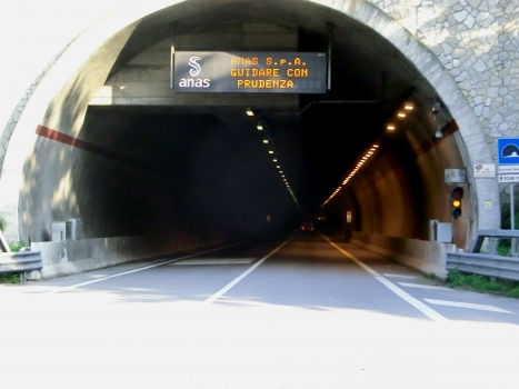 Tunnel Giovanni Paolo II