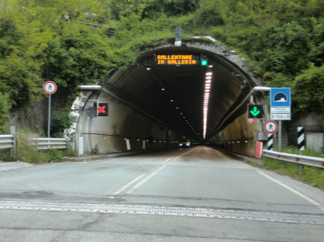 Madonna di Montebruno-Tunnel