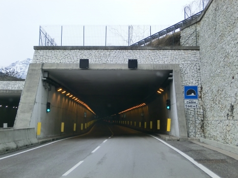 Cadine Tunnel southern portals