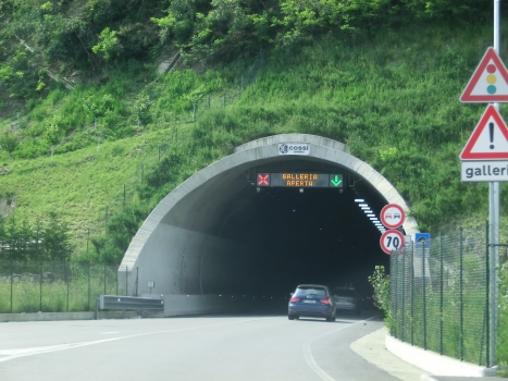 Pusiano Tunnel eastern portal