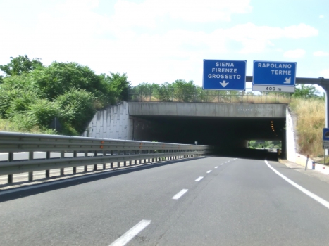 Armaiolo Tunnel southern portal