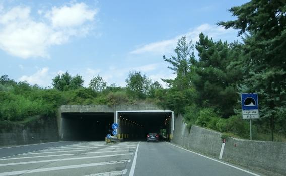 La Giostra Tunnel
