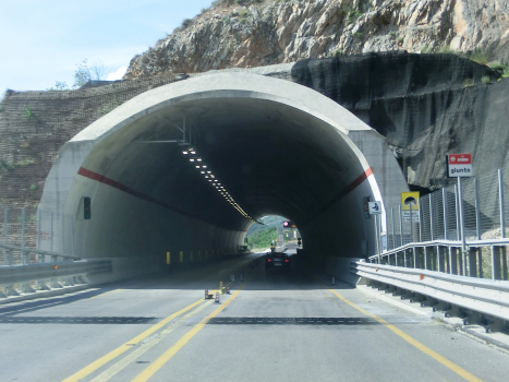 Mariani Tunnel southern portal