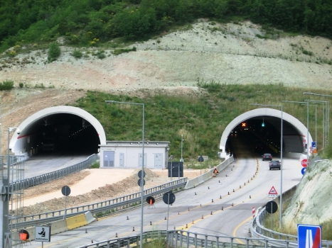 Valico di Fossato Tunnel eastern portal