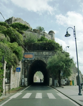 Tunnel de Castello di Moneglia