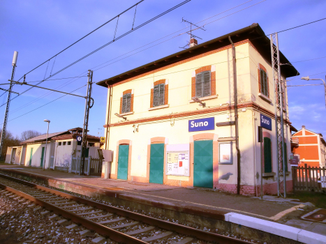 Bahnhof Suno