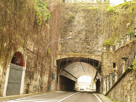 Via Famagosta-Tunnel