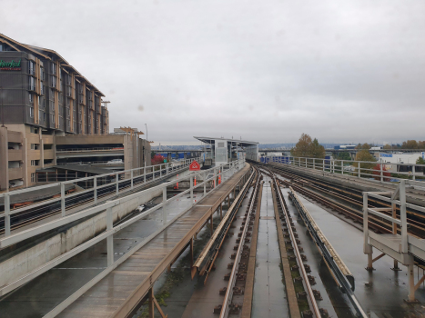 Bridgeport SkyTrain Station