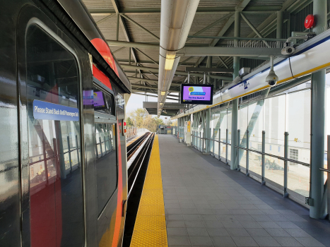 Lake City Way SkyTrain Station