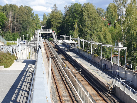 T-bane-Bahnhof Ringstabekk
