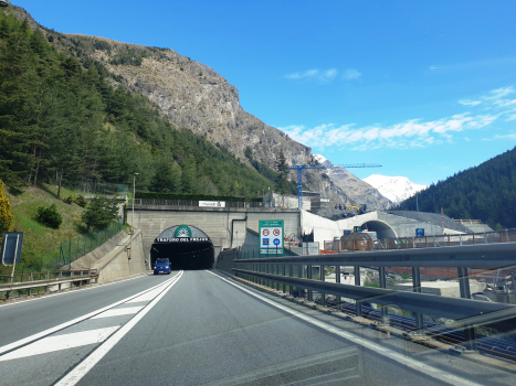Frejus Tunnel first (on the left) and second tube, italian side