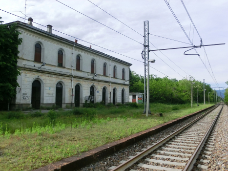 Bahnhof Taino-Angera