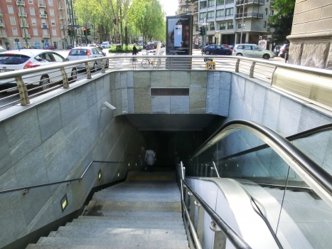 Station de métro Racconigi