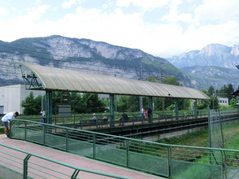 Bahnhof Trento Nord-Zona commerciale