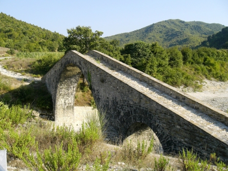 Steinbrücke Tyria