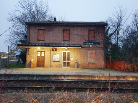 Bahnhof Valcesura
