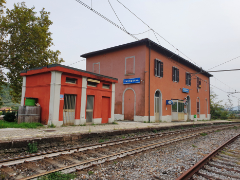 Valdibrana Station